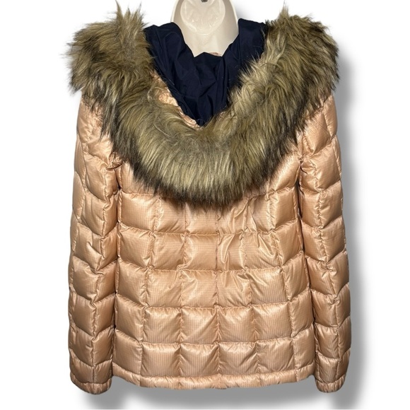 J. Crew Women's Short Puffer Jacket with Faux Fur Hood Peach Size XS - Picture 4 of 6